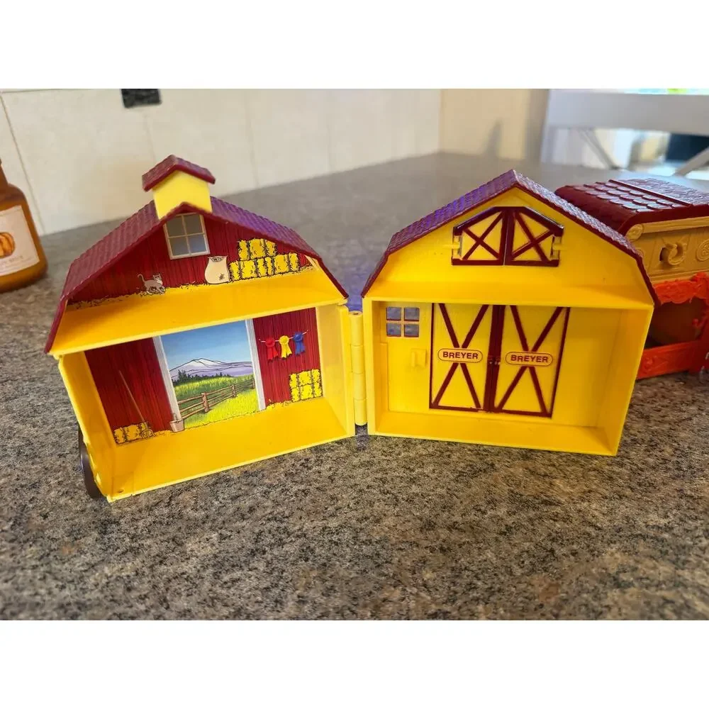 Mattel Spirit Untamed Minis barn playsets miniature horses and people lot